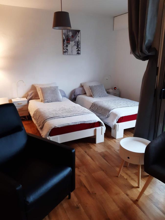 Studio Calme Renove Parking Proche Centre Et Thermes 엑스레뱅 외부 사진