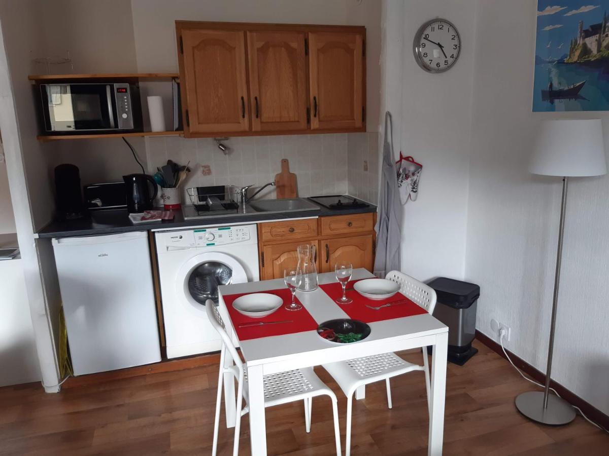 Studio Calme Renove Parking Proche Centre Et Thermes 엑스레뱅 외부 사진